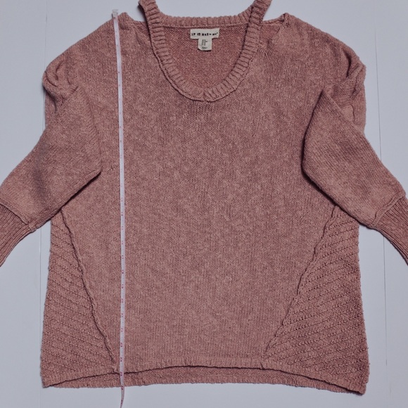 If it Were Me Dusty Pink Cable Knit Sweater- M - Picture 6 of 11